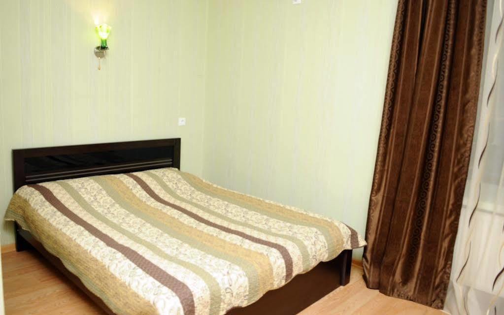 Hotel Lions Tbilisi Bagian luar foto