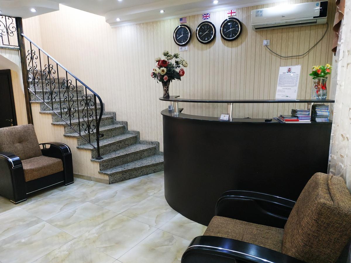 Hotel Lions Tbilisi Bagian luar foto