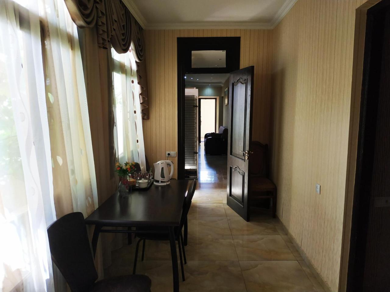 Hotel Lions Tbilisi Bagian luar foto