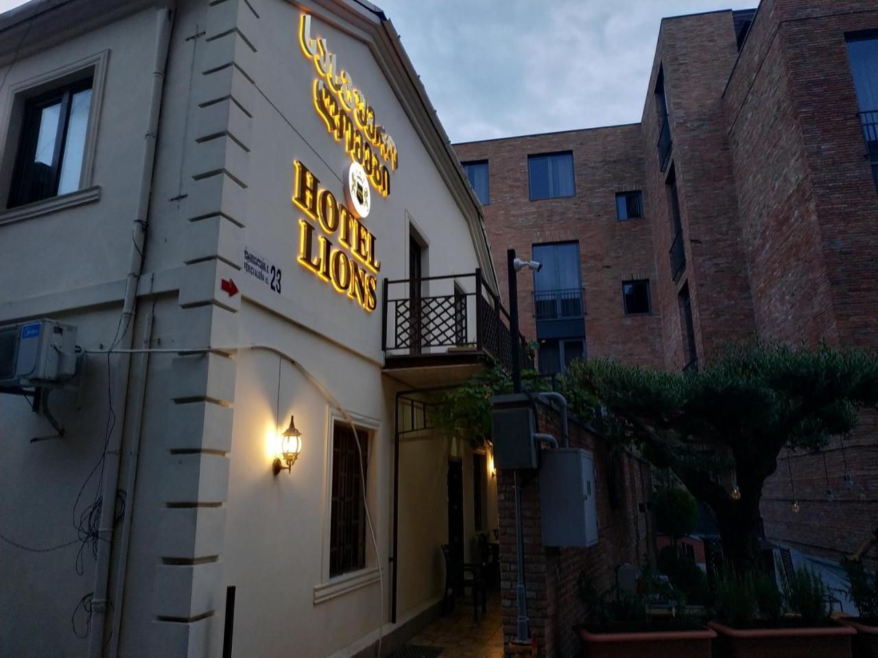 Hotel Lions Tbilisi Bagian luar foto